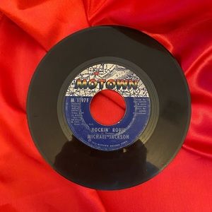 Vintage Michael Jackson Memorabilia 1972 MOTOWN ROCKIN' ROBIN SINGLE 45  (1197F)